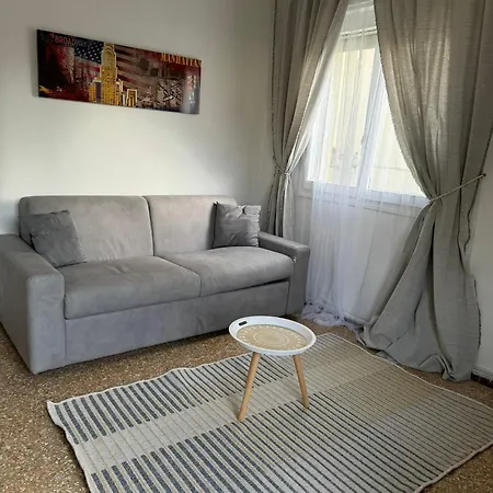 דירה Venice Grey