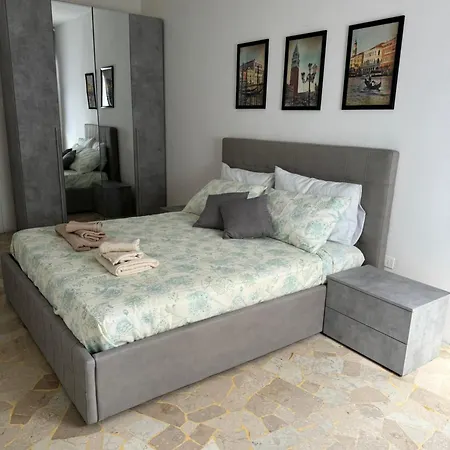 Apartamento Grey Veneza