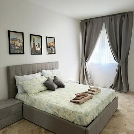 Apartman Venice Grey *