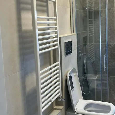 Apartament Grey *